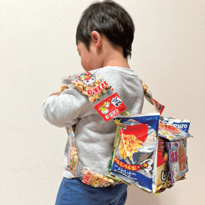 お菓子でリュック