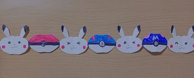 切り紙で作るピカチュウとモンスターボールの作り方写真