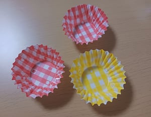 お弁当のおかずカップで作るお花の作り方解説写真