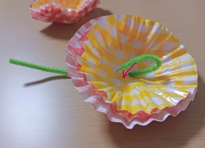 お弁当のおかずカップで作るお花の作り方解説写真