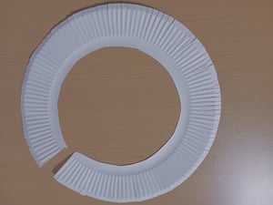 紙皿で作るお花の作り方解説写真
