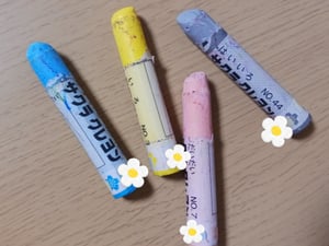 汚れてしまったクレヨンの写真