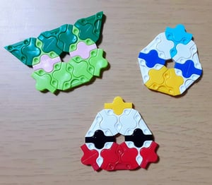 LaQで作ったニャオハ、ホゲータ、クワッスの写真