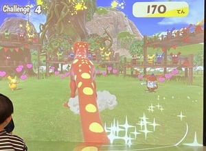 リトルプラネット内にあるDINO JUMPINGの写真