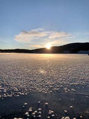 阿寒湖の日の出の写真