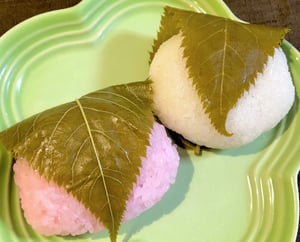 ひなまつりの定番メニューさくら餅