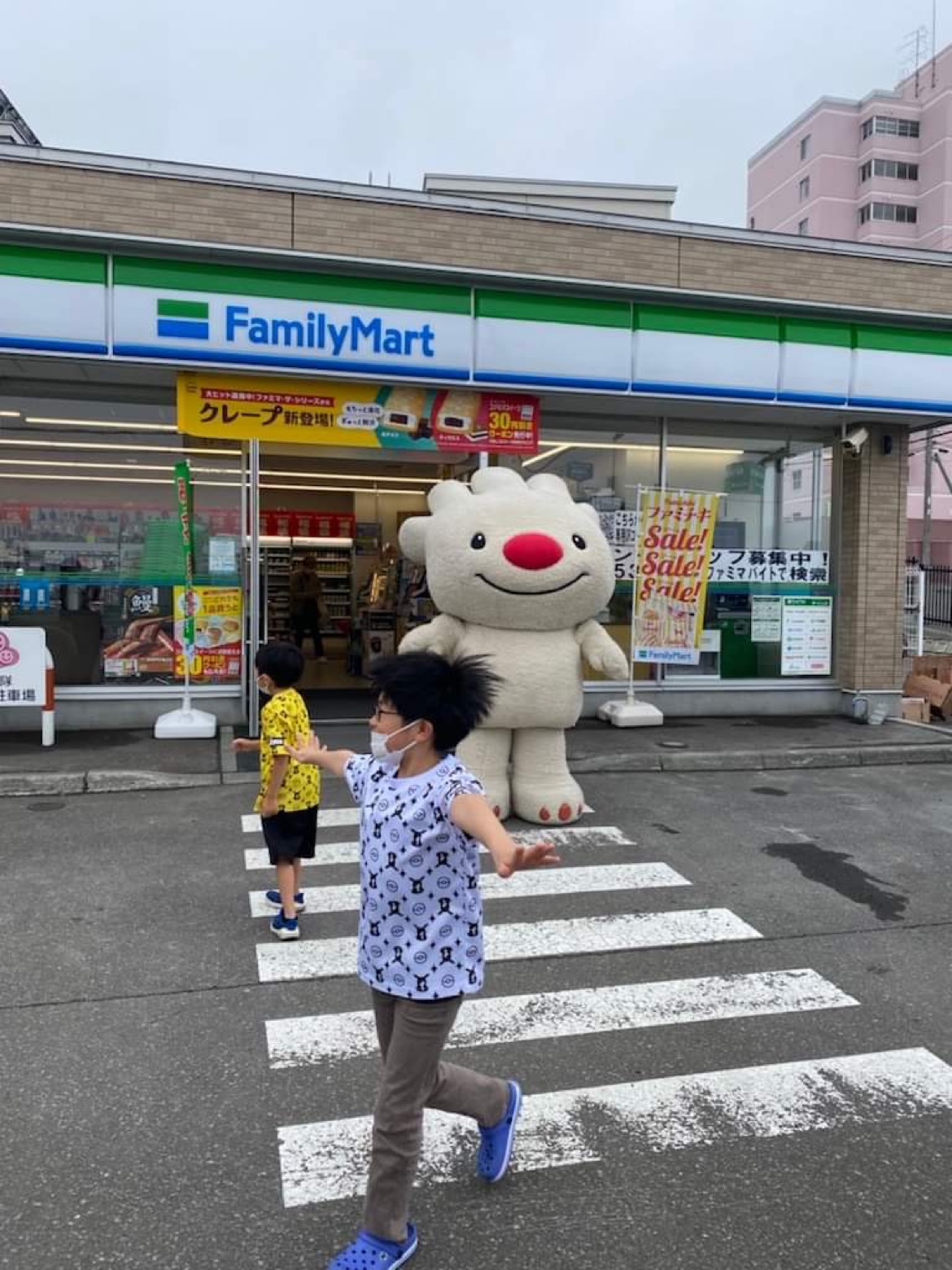 ファミリーマート札幌稲穂2条店
